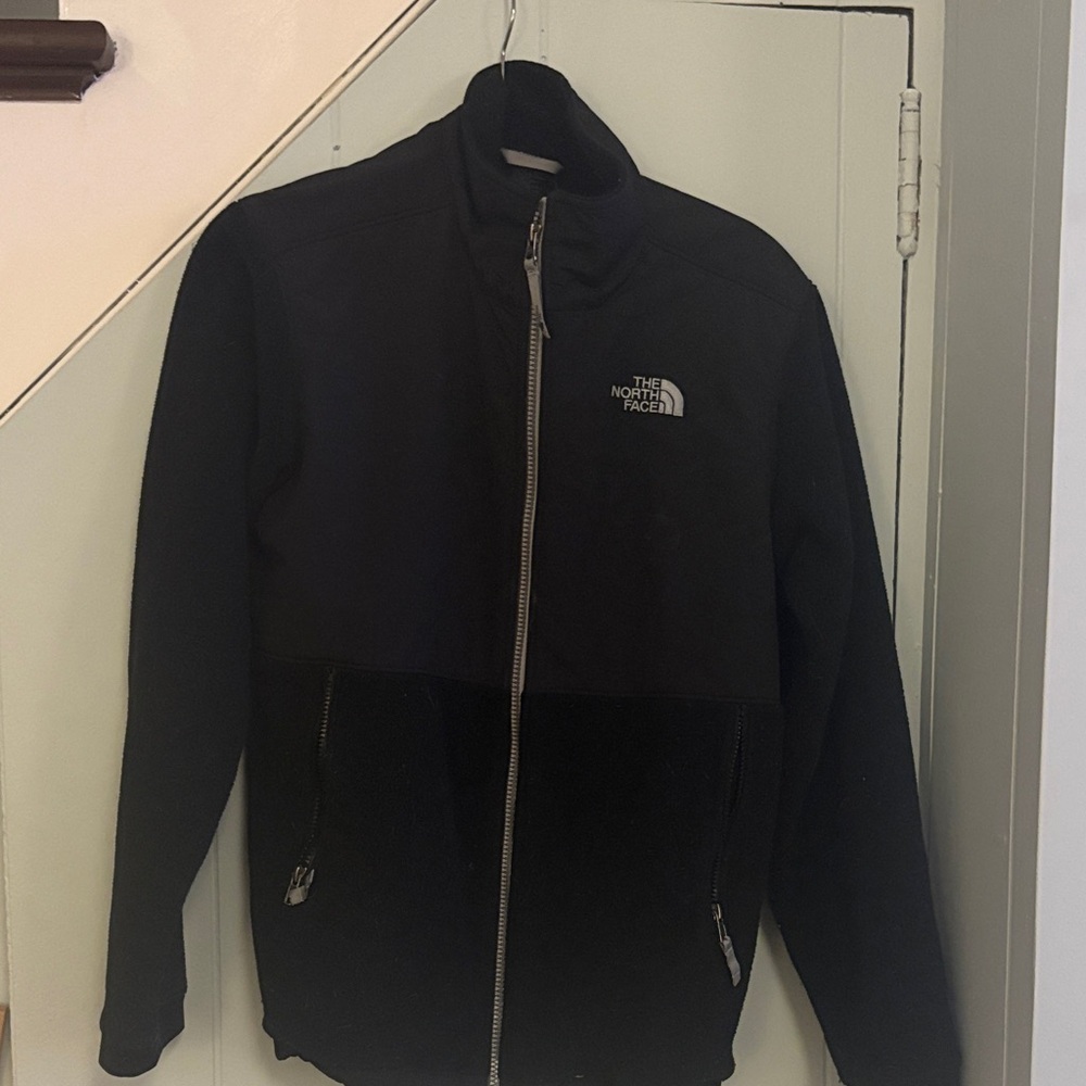The North Face Men's Black Performance Jacket